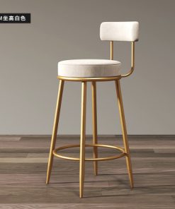 Alternative view of Butaca Orfilia