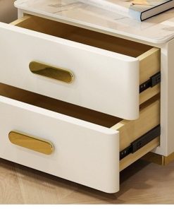 Alternative view of Mesa de Luz Aron